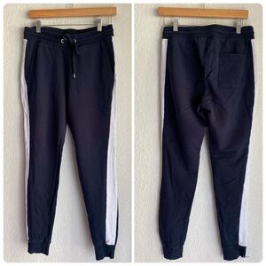 ASOS Men's Navy and White Jogger Pants